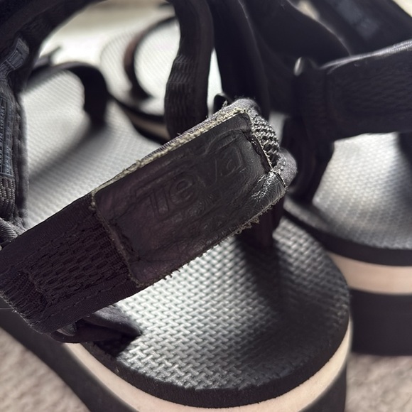 Platform Tevas - Picture 2 of 4